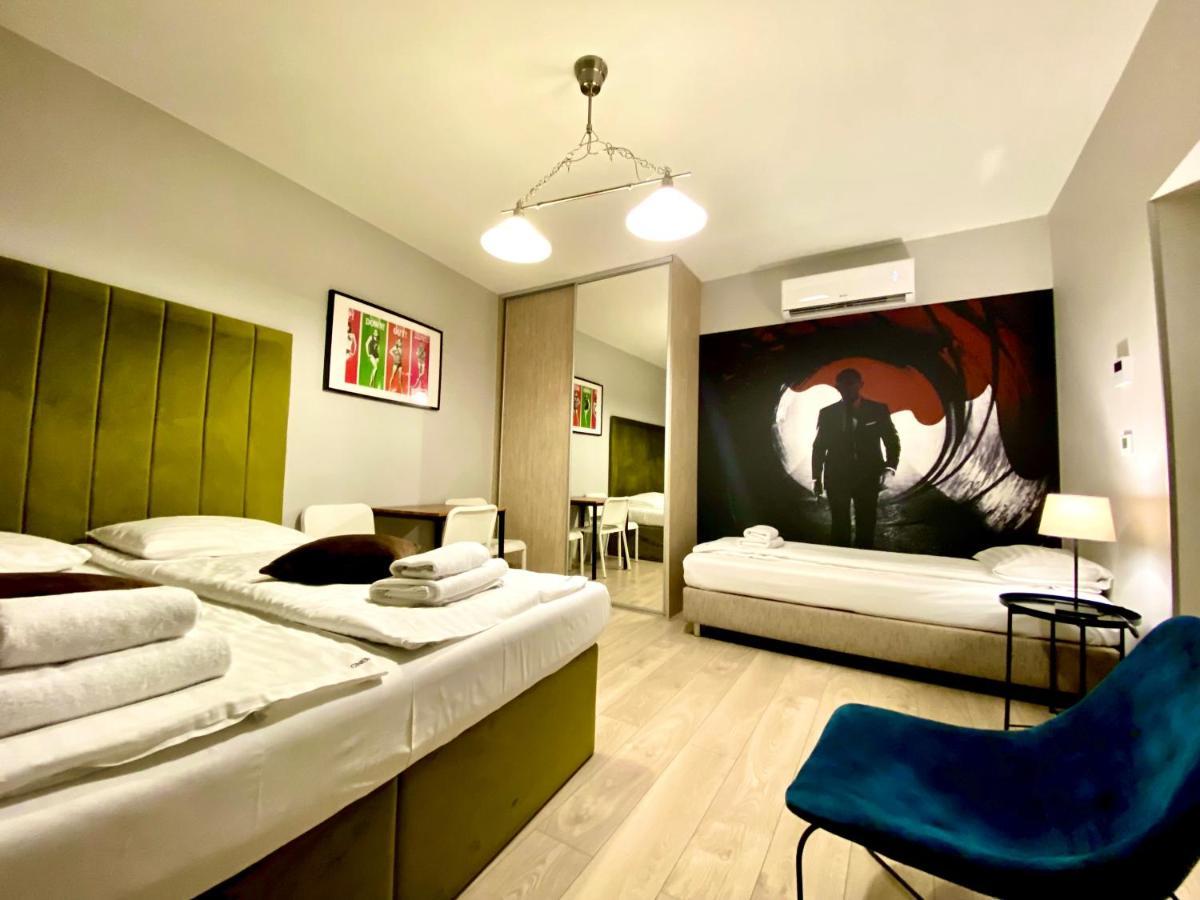 Cinema Apartments Poznań Exteriör bild
