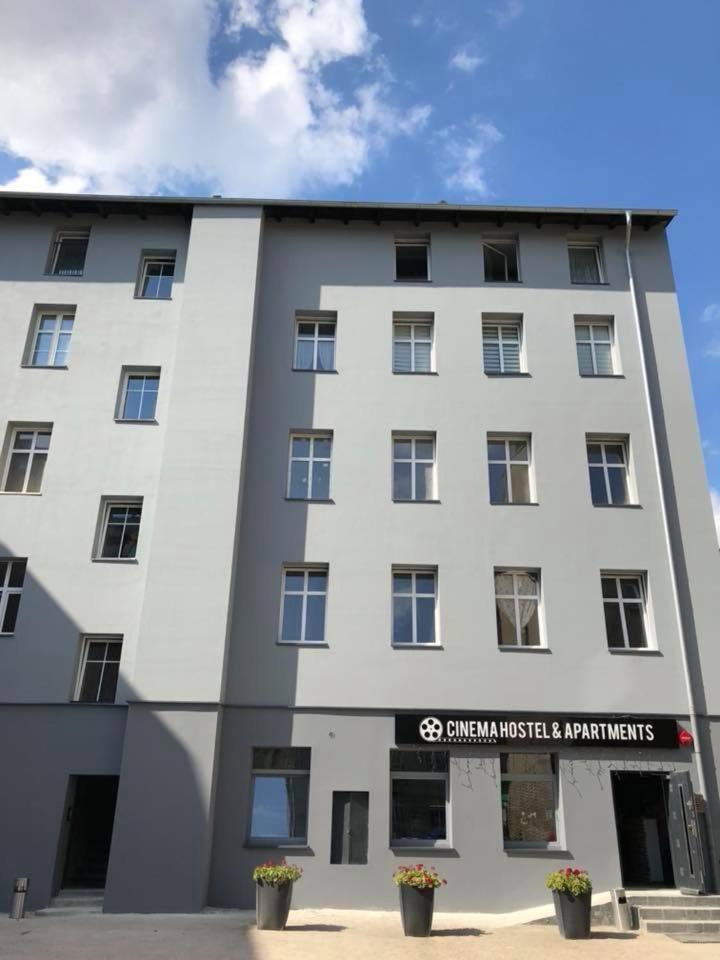 Cinema Apartments Poznań Exteriör bild